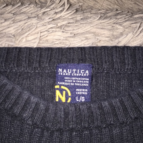 Nautica Men’s Sweater - Picture 2 of 2